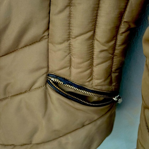 Aritzia fall jacket - Picture 3 of 4